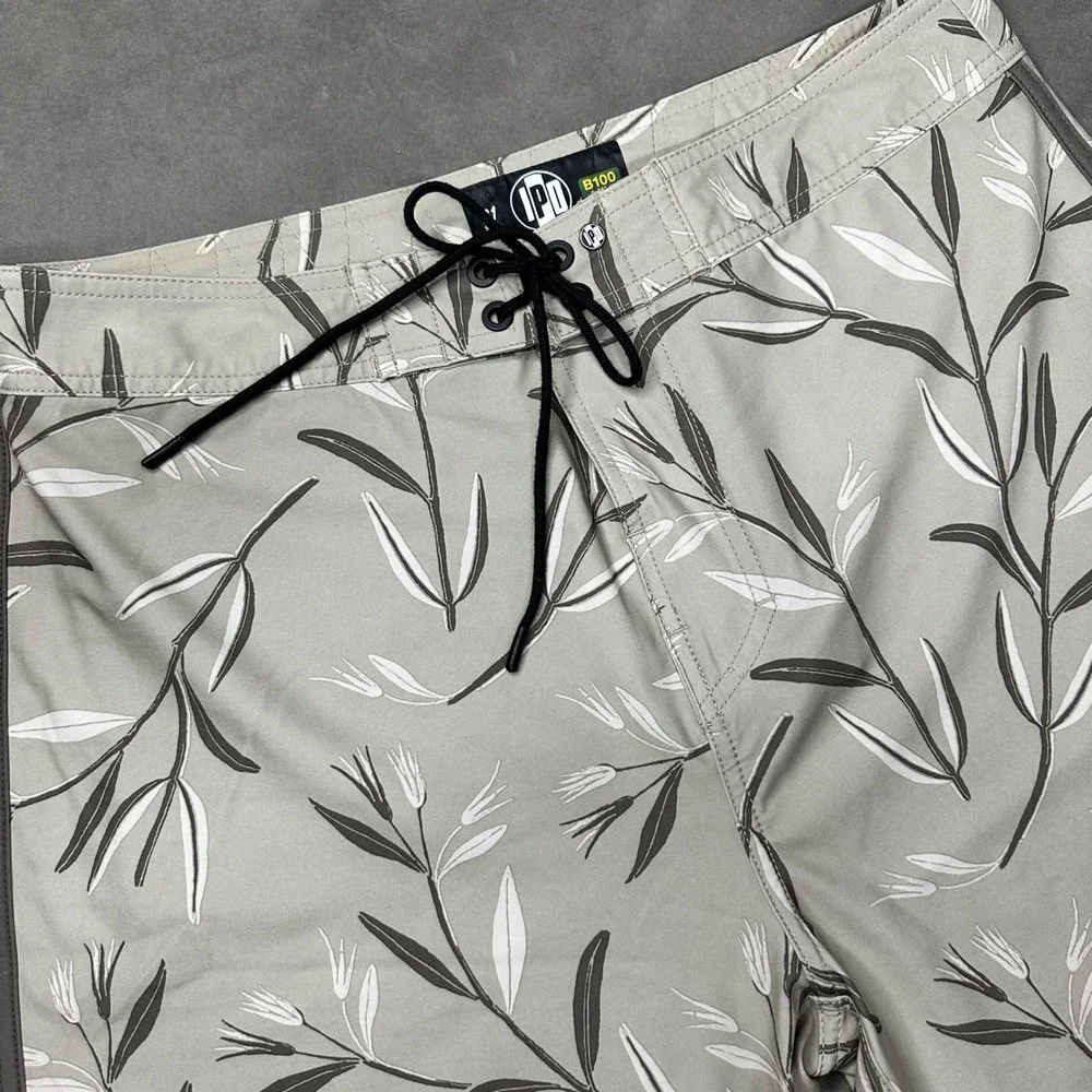 IPD Board Shorts Men 31 Sage Green Botanical Leaf Print B100 Fit Excellent